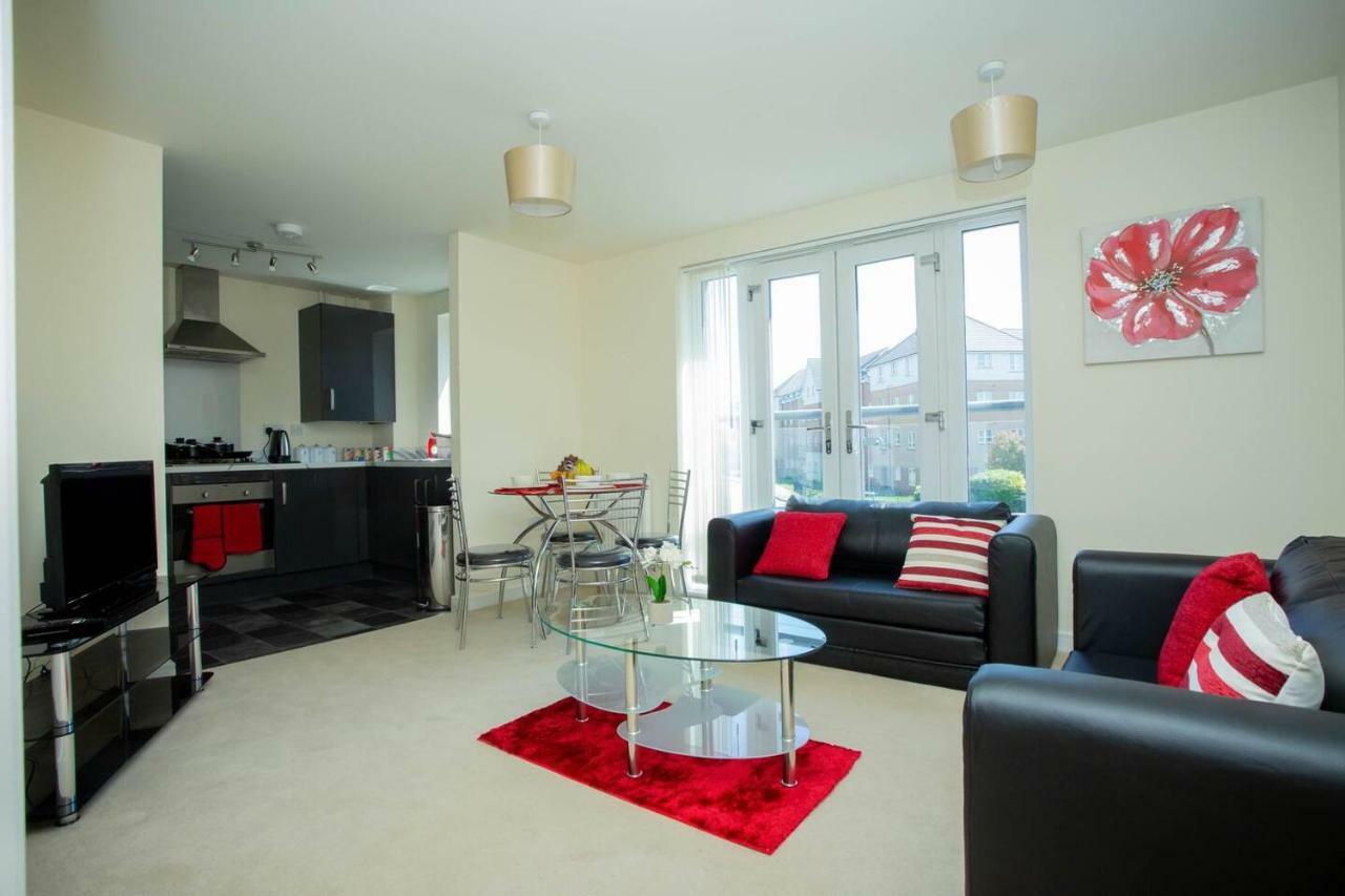 Lake View Apartment Northampton Eksteriør bilde
